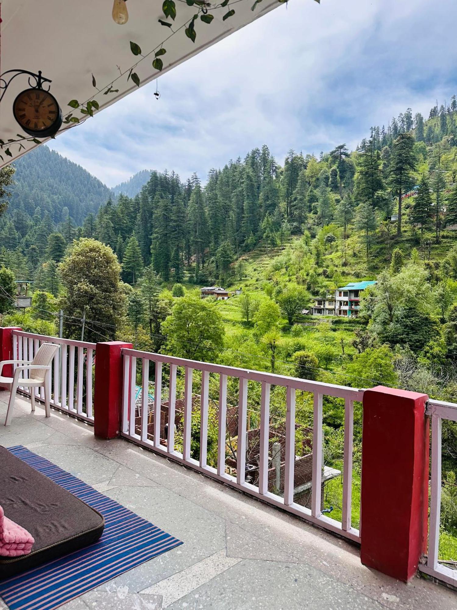 Hostel 360 Degree, Jibhi Exterior foto